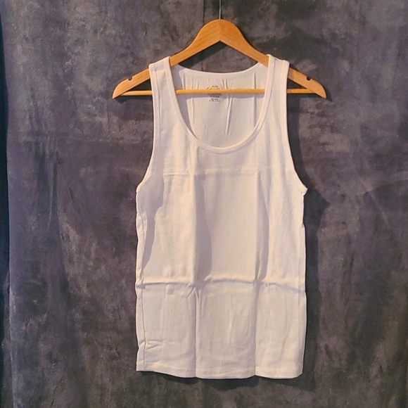 NWOT Calvin Klein Ribbed Tank Top - Picture 1 of 3